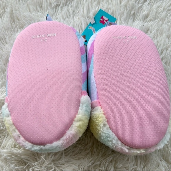 Squishmallow Bevin the snow cone slippers size 2/3 NWT - Picture 4 of 7